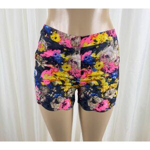 New Women's Dani Collection Colorful Abstract Scalloped Hem Shorts Size Small